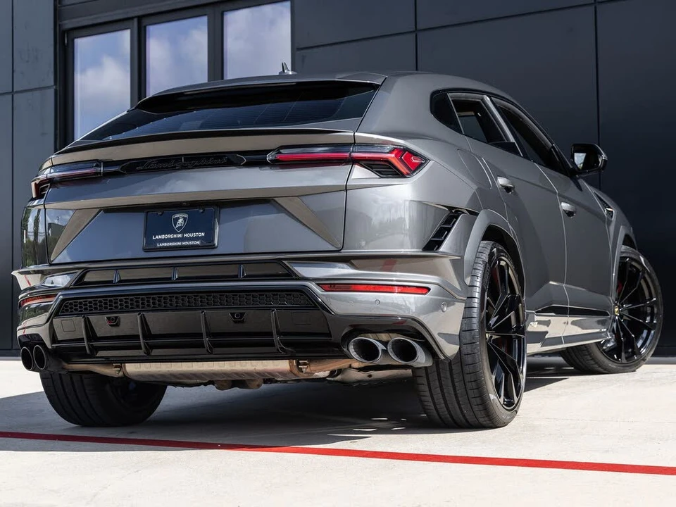 2024 Lamborghini Urus S - Image 8 of 31