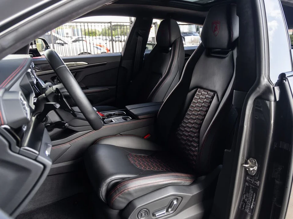 2024 Lamborghini Urus S - Image 28 of 31