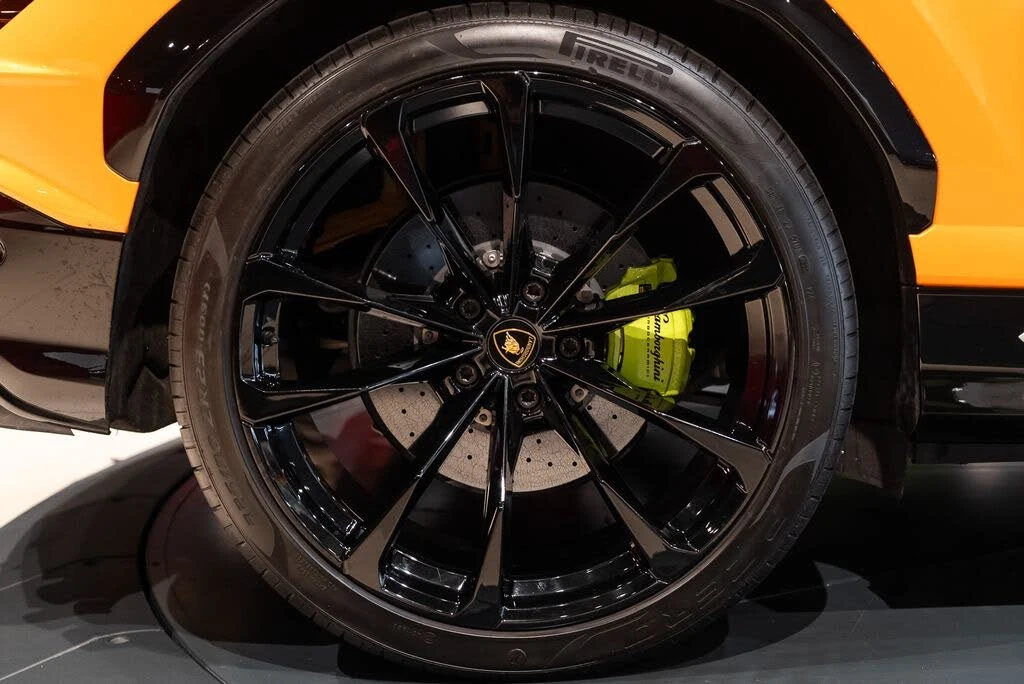 2024 Lamborghini Urus S - Image 15 of 31
