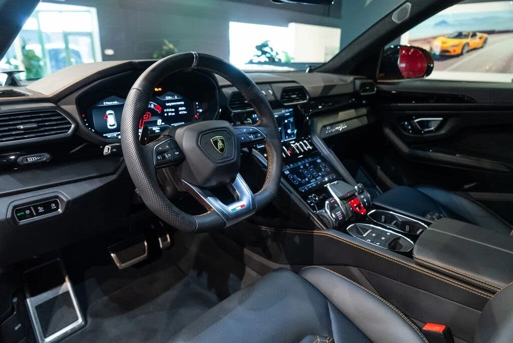 2024 Lamborghini Urus S - Image 28 of 31