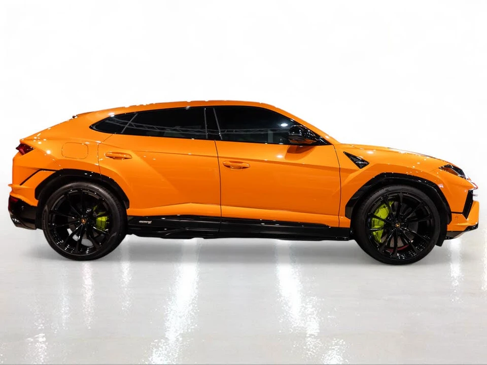 2024 Lamborghini Urus S - Image 9 of 31