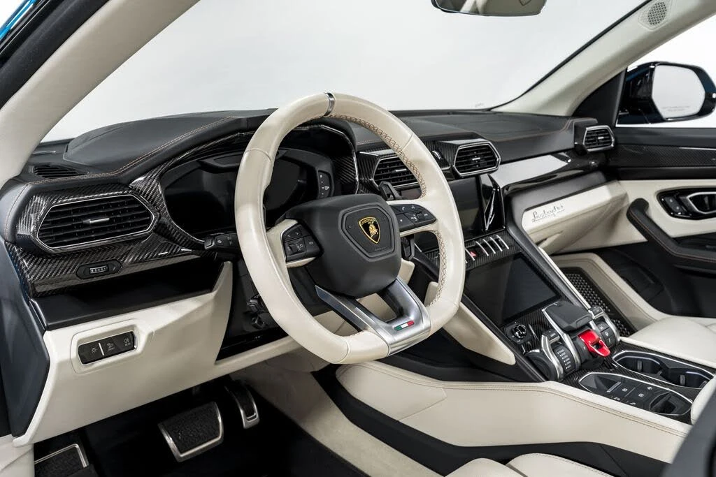 2024 Lamborghini Urus S - Image 13 of 31