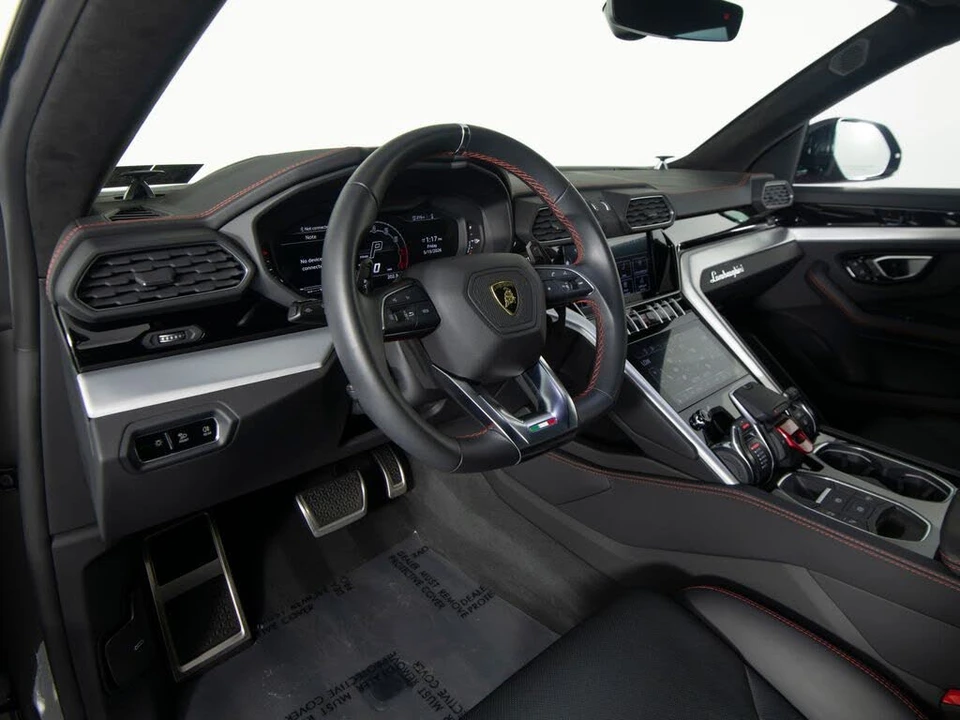 2024 Lamborghini Urus S - Image 15 of 31