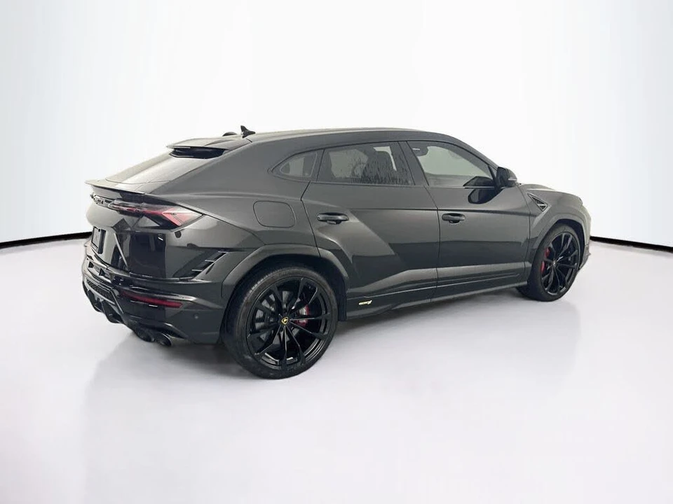 2024 Lamborghini Urus S - Image 5 of 31