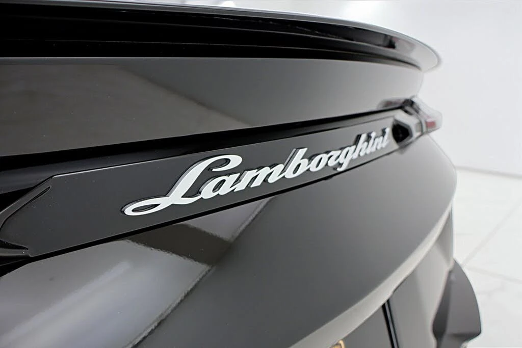 2024 Lamborghini Urus S - Image 19 of 31