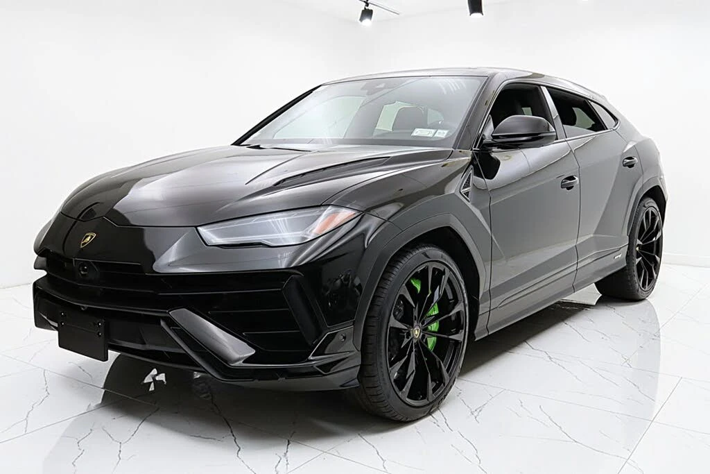 2024 Lamborghini Urus S - Image 2 of 31