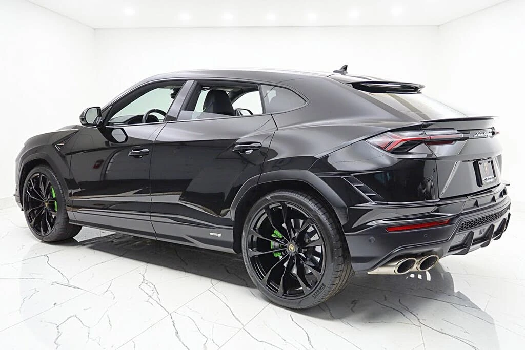 2024 Lamborghini Urus S - Image 9 of 31
