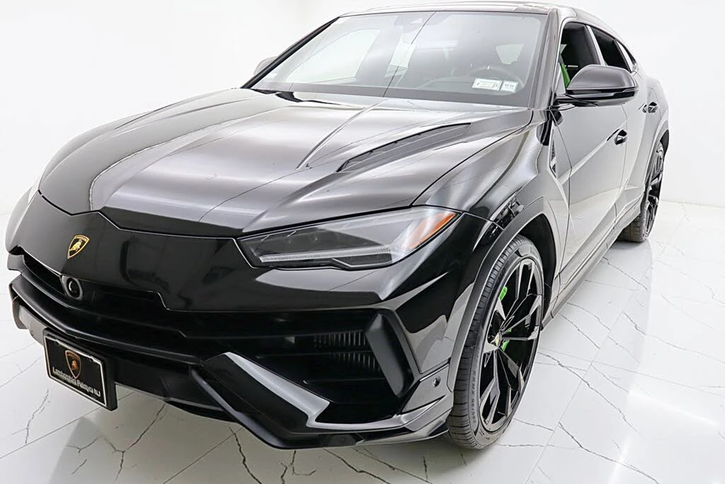 2024 Lamborghini Urus S - Image 16 of 31