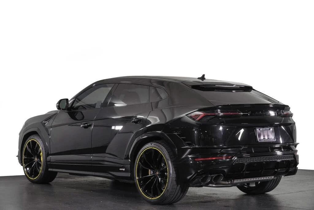 2024 Lamborghini Urus S - Image 2 of 31