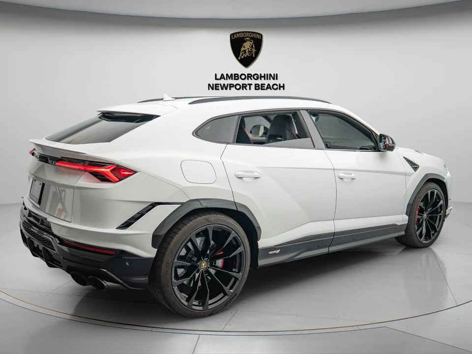 2024 Lamborghini Urus S - Image 7 of 31