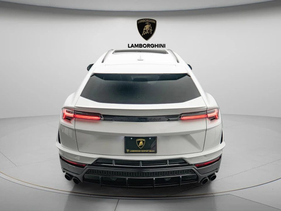 2024 Lamborghini Urus S - Image 9 of 31