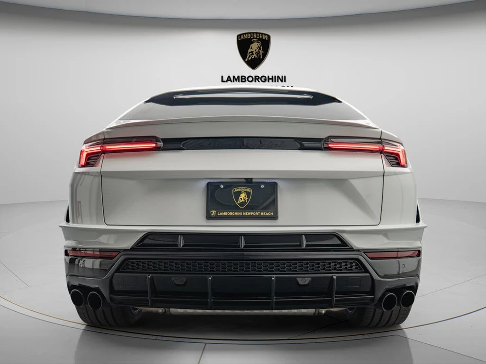 2024 Lamborghini Urus S - Image 11 of 31