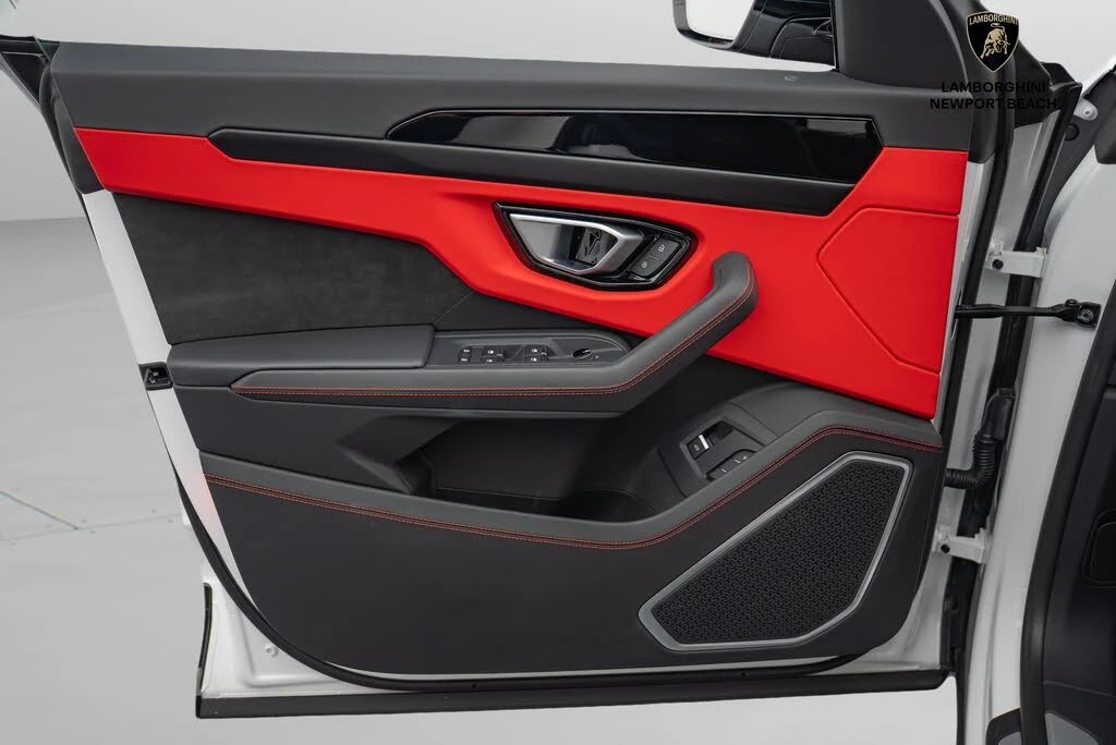 2024 Lamborghini Urus S - Image 25 of 31