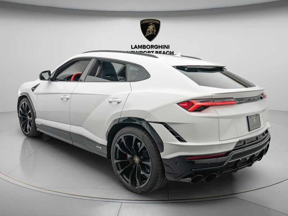 2024 Lamborghini Urus S - Image 5 of 31
