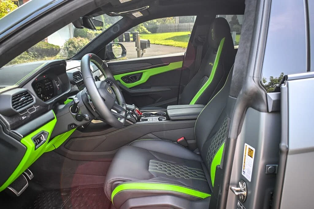 2024 Lamborghini Urus S - Image 11 of 31