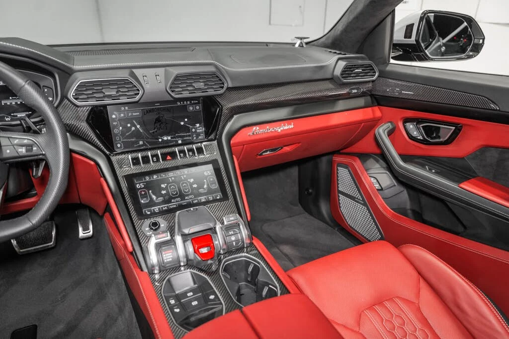 2024 Lamborghini Urus S - Image 30 of 31