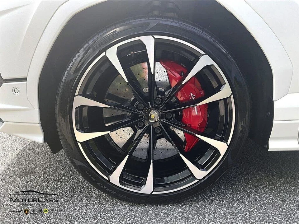 2024 Lamborghini Urus S - Image 9 of 30