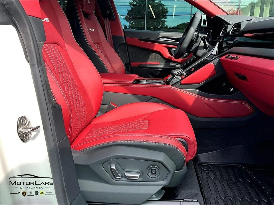 2024 Lamborghini Urus S - Image 8 of 30