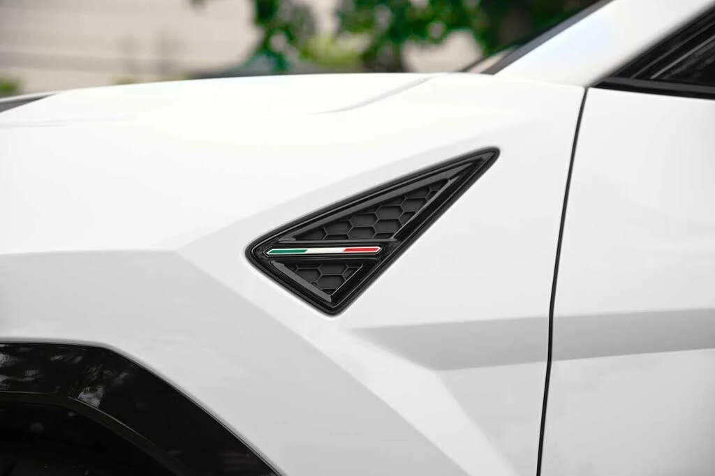 2024 Lamborghini Urus S - Image 15 of 31