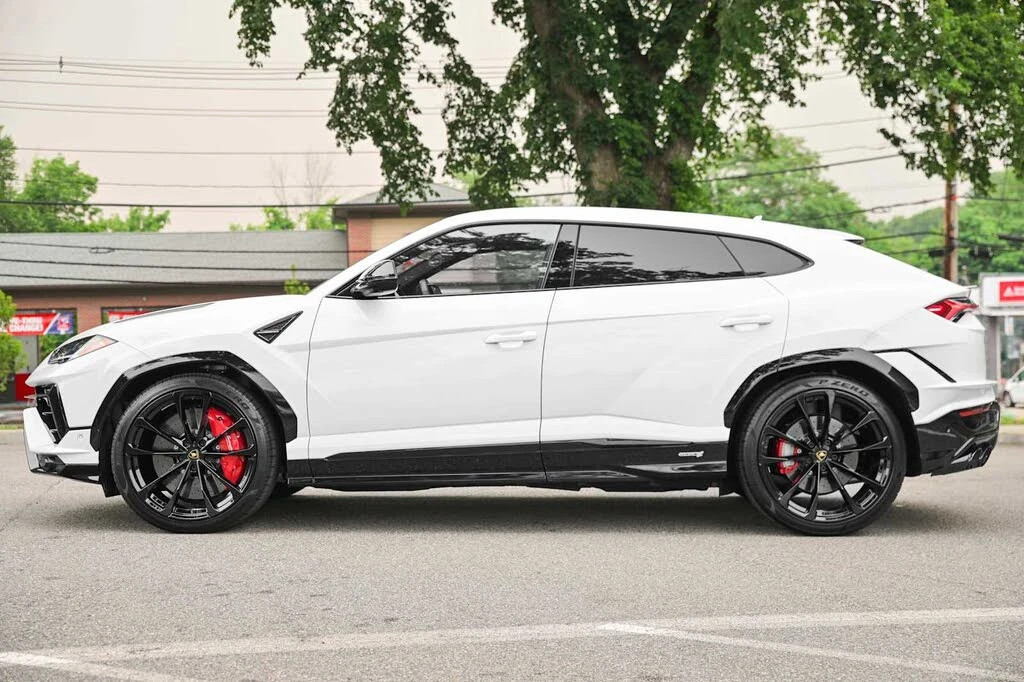 2024 Lamborghini Urus S - Image 11 of 31
