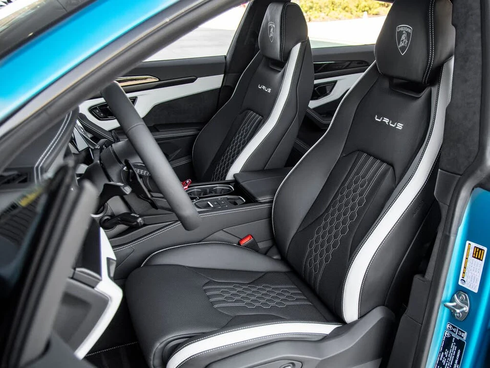 2024 Lamborghini Urus S - Image 25 of 31