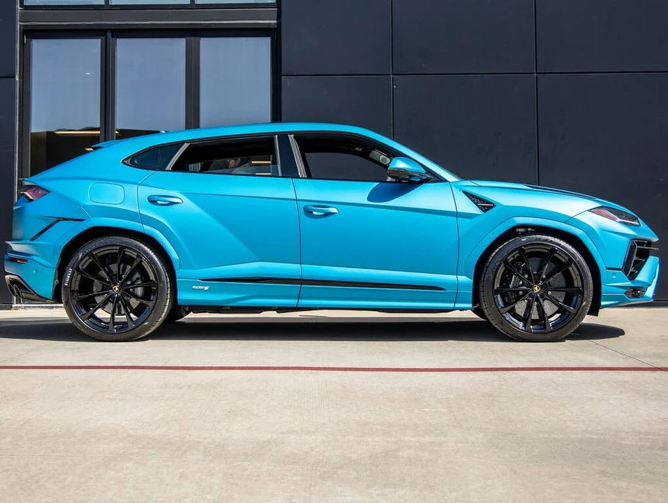 2024 Lamborghini Urus S - Image 10 of 31