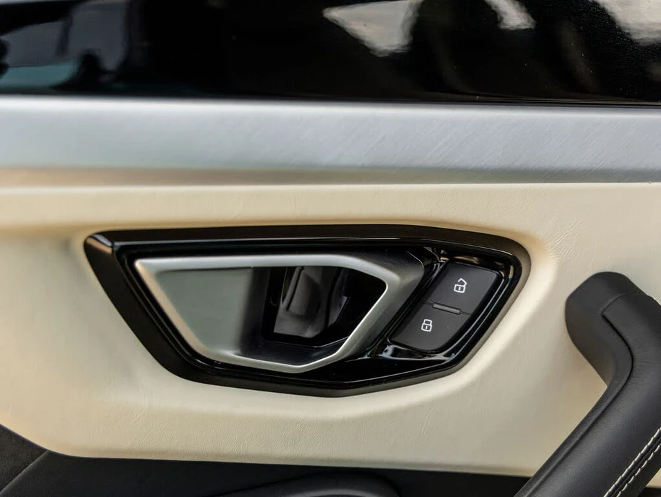 2024 Lamborghini Urus S - Image 24 of 31