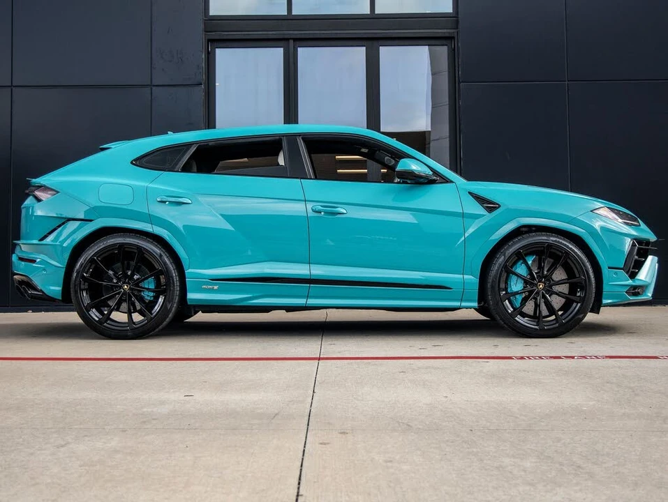 2024 Lamborghini Urus S - Image 10 of 31