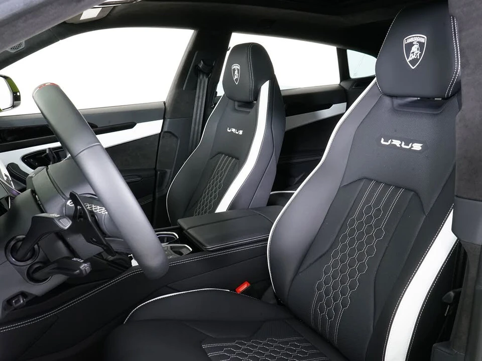 2024 Lamborghini Urus S - Image 24 of 31