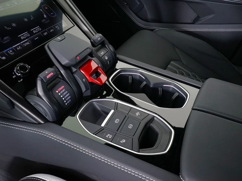 2024 Lamborghini Urus S - Image 30 of 31