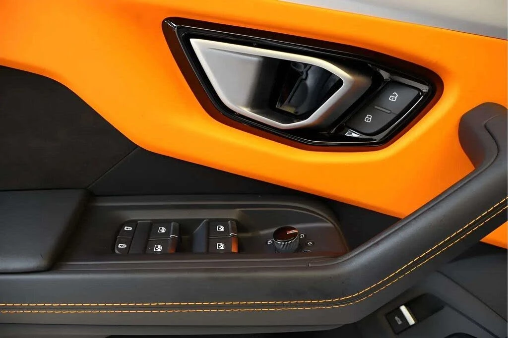 2024 Lamborghini Urus S - Image 17 of 31