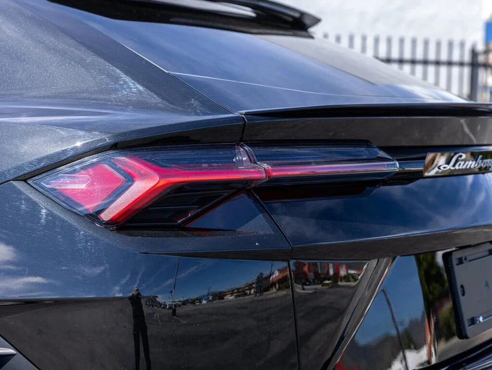 2024 Lamborghini Urus S - Image 5 of 31
