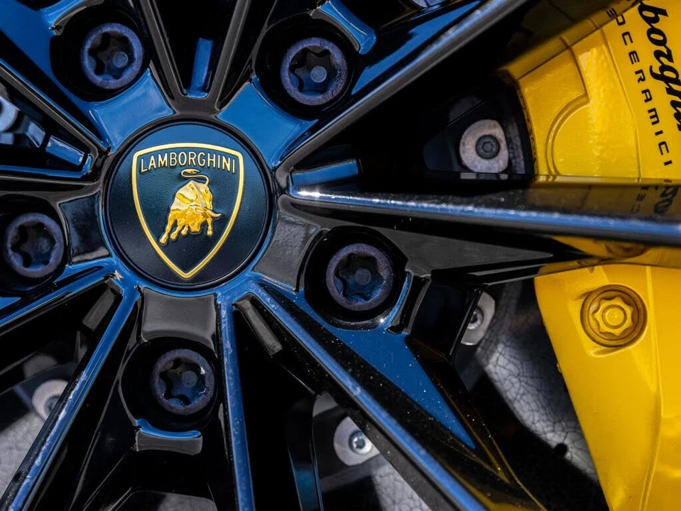 2024 Lamborghini Urus S - Image 11 of 31