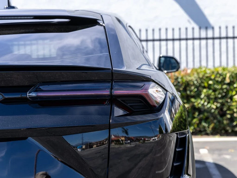 2024 Lamborghini Urus S - Image 8 of 31