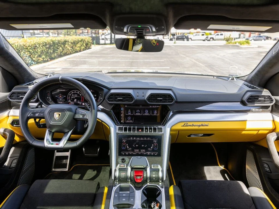 2024 Lamborghini Urus S - Image 23 of 31