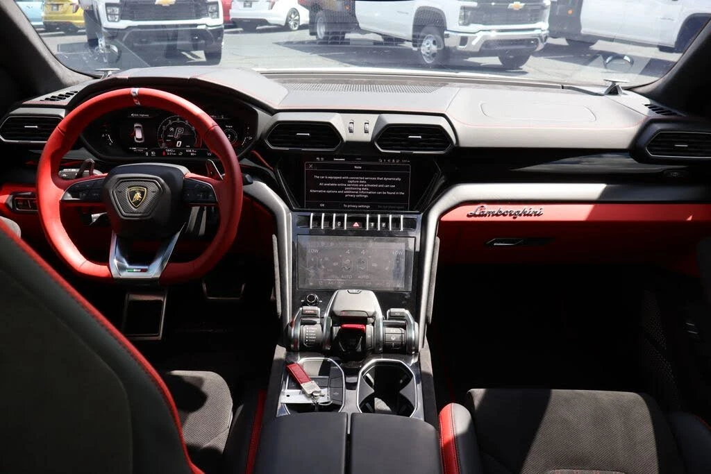 2024 Lamborghini Urus S - Image 19 of 31