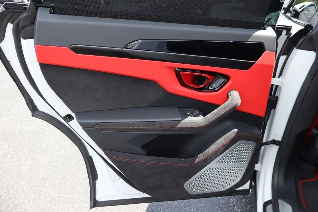 2024 Lamborghini Urus S - Image 31 of 31