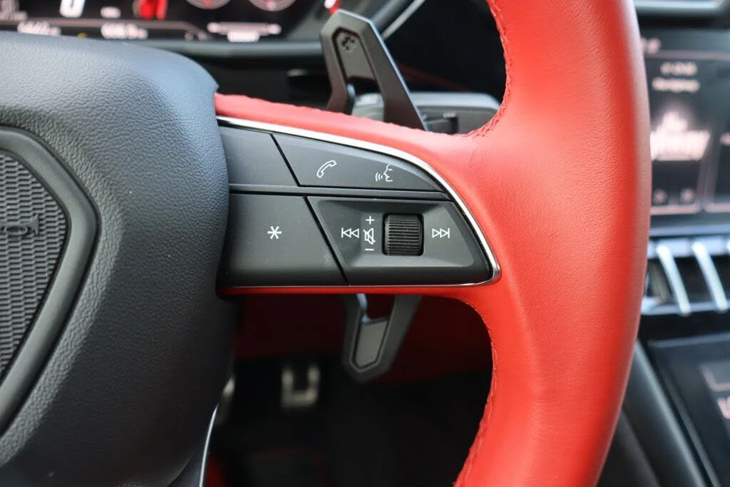2024 Lamborghini Urus S - Image 8 of 31
