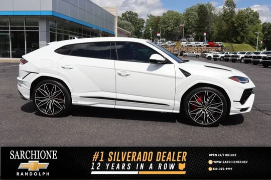 2024 Lamborghini Urus S