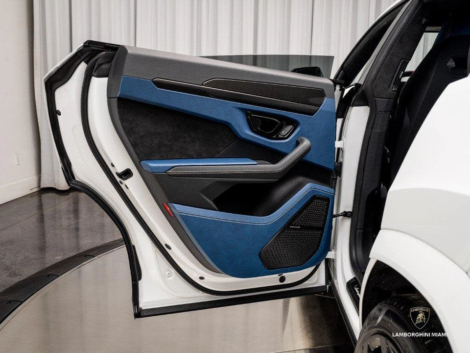 2024 Lamborghini Urus S - Image 17 of 31