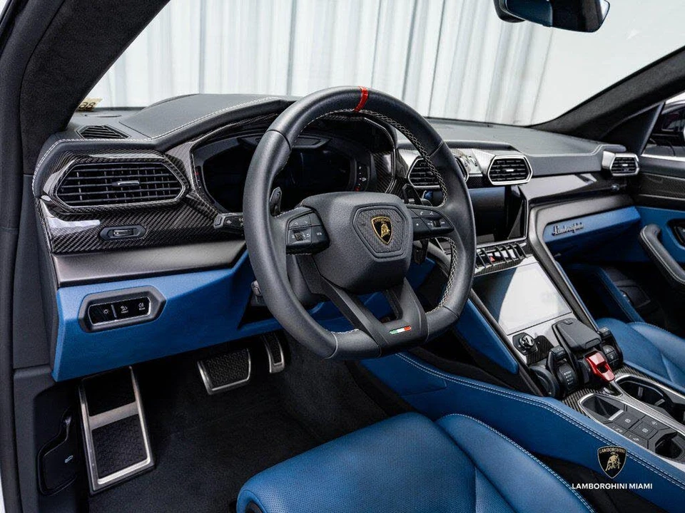 2024 Lamborghini Urus S - Image 25 of 31