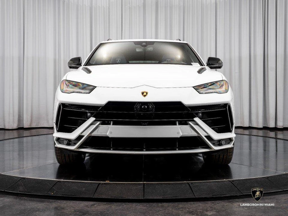 2024 Lamborghini Urus S - Image 3 of 31