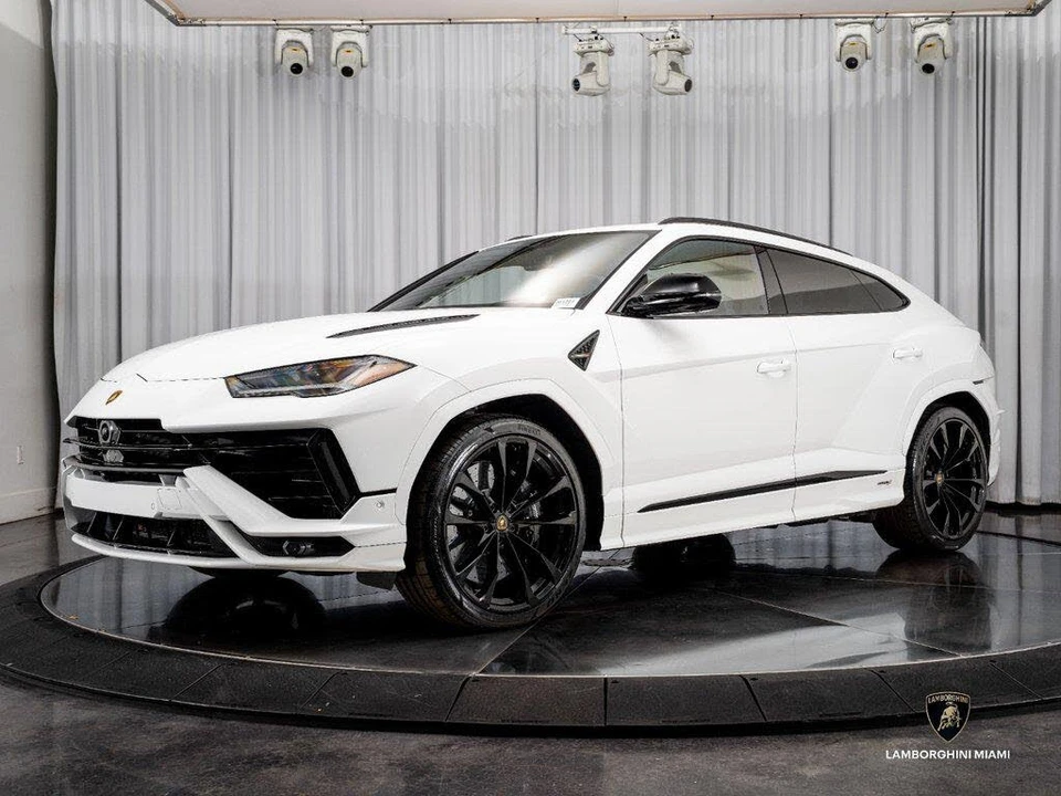 2024 Lamborghini Urus S - Image 8 of 31