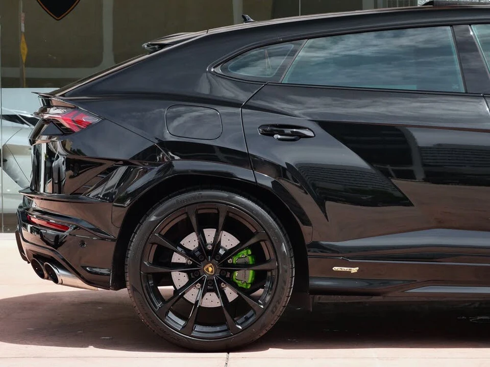 2024 Lamborghini Urus S - Image 12 of 27