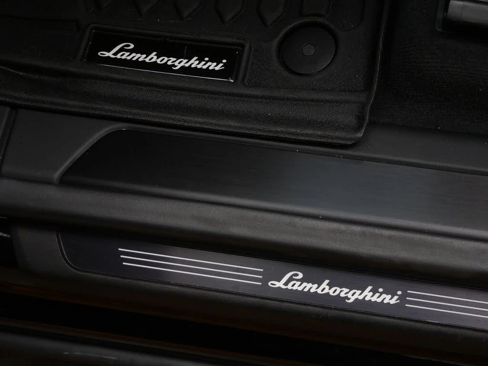 2024 Lamborghini Urus S - Image 18 of 27