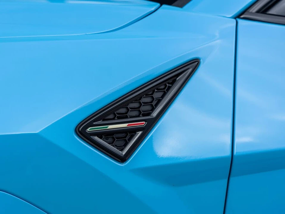 2024 Lamborghini Urus S - Image 14 of 31