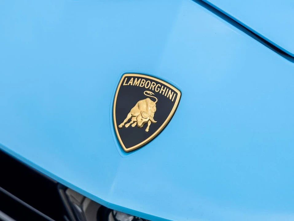 2024 Lamborghini Urus S - Image 16 of 31