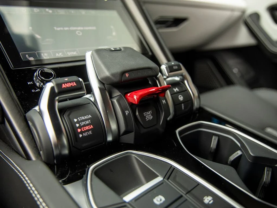 2024 Lamborghini Urus S - Image 29 of 31