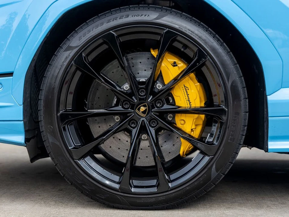 2024 Lamborghini Urus S - Image 11 of 31