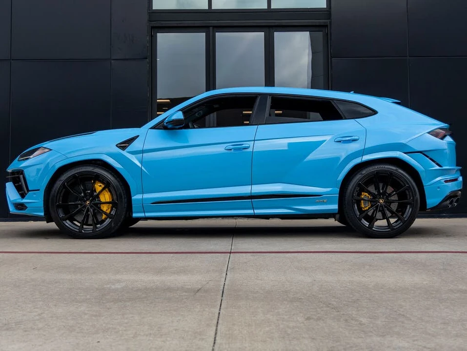 2024 Lamborghini Urus S - Image 9 of 31